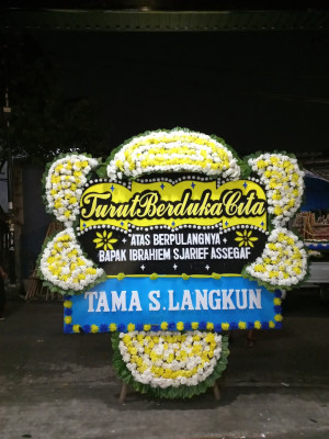 Papan Bunga Duka di Kualuh Leidong
